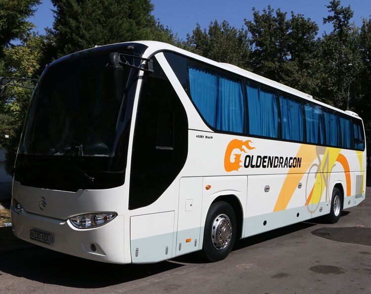 golden-dragon-bus